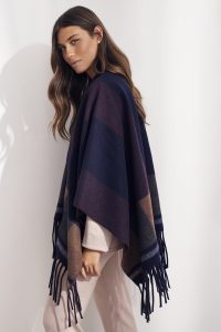 Mantella scozzese con frange Selmark