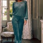 Tuta in ciniglia con pizzo Ruby Marjolaine