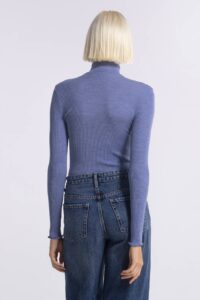 intimo-ortopedia-abbiati-Dolcevita-in-lana-e-seta-azzurro-Oscalito-3429-0